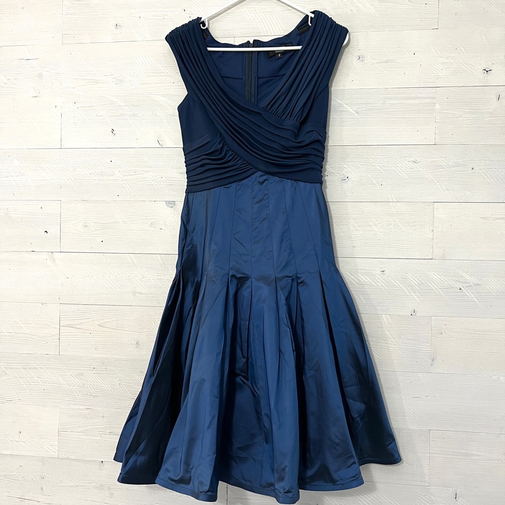Tadashi collection dress 2